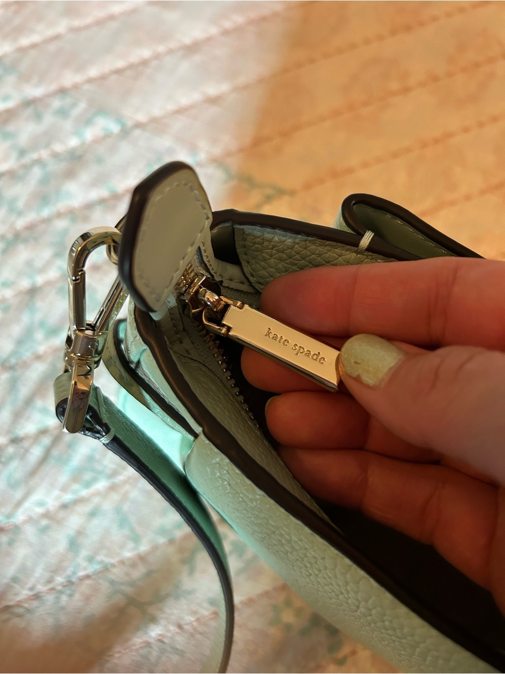 Kate Spade Dumpling Pebbled Leather Light Mint Green Crossbody Bag Purse EUC - Picture 10 of 14